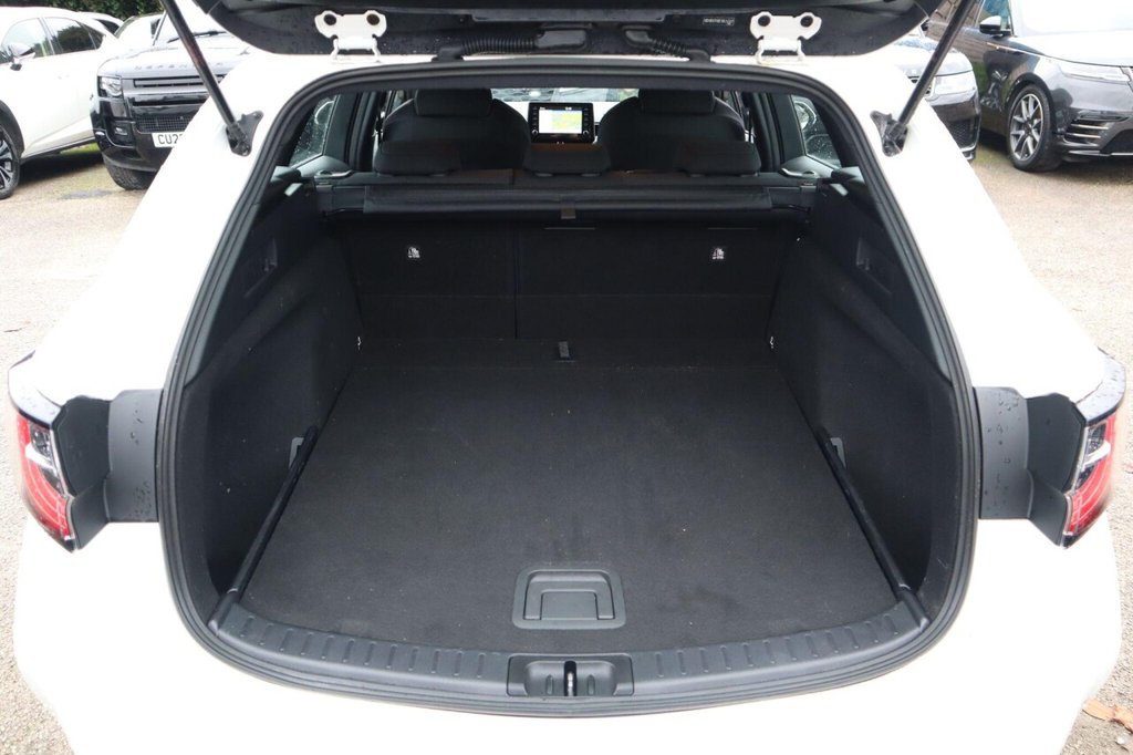 Used Toyota Corolla 2021 for sale - 76546886: Photo 19