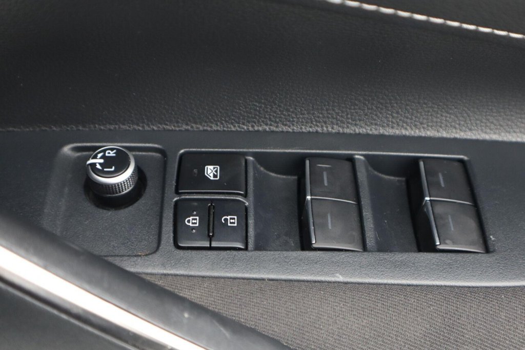 Used Toyota Corolla 2021 for sale - 76546886: Photo 29