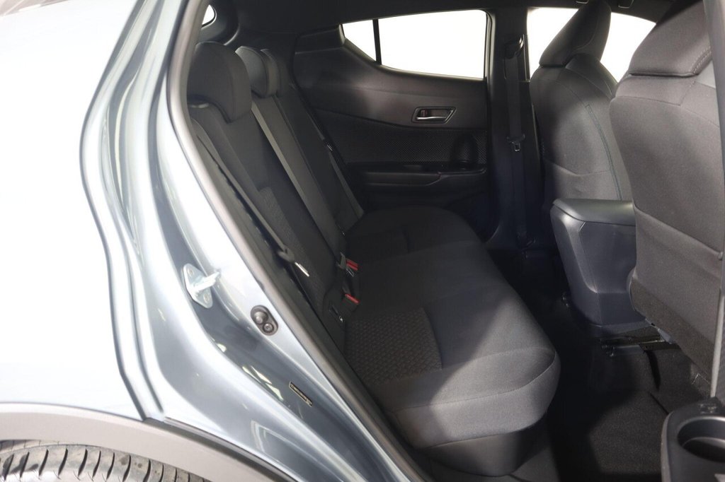 Used Toyota C-HR 2022 for sale - 78154055: Photo 16