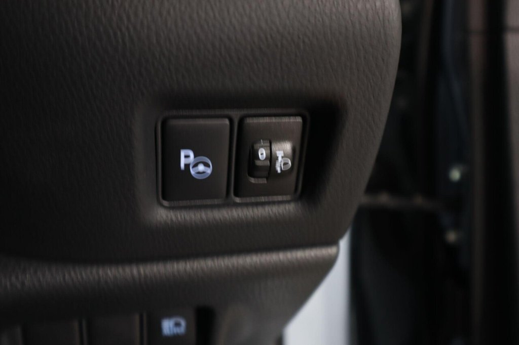 Used Toyota C-HR 2022 for sale - 78154055: Photo 27