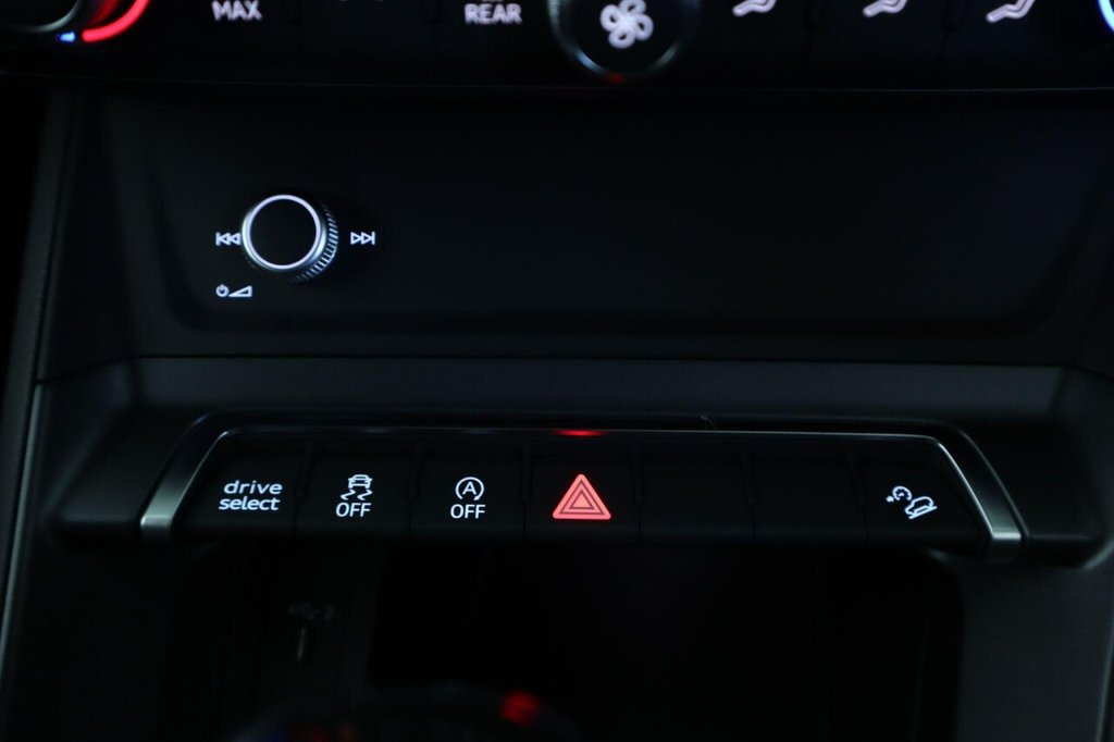 Used Audi Q3 2020 for sale - 76376011: Photo 21