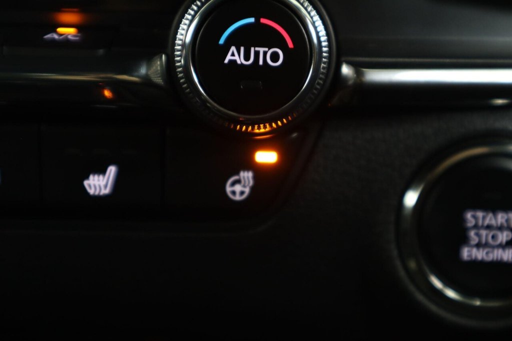 Used Mazda Mazda3 2020 for sale - 75998883: Photo 24
