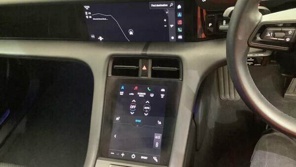 Used Porsche Taycan 2022 for sale - 77959744: Photo 12