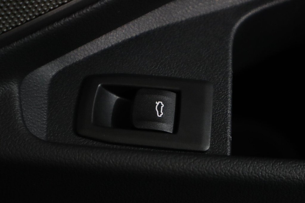 Used BMW 3 Series 2022 for sale - 76724550: Photo 26