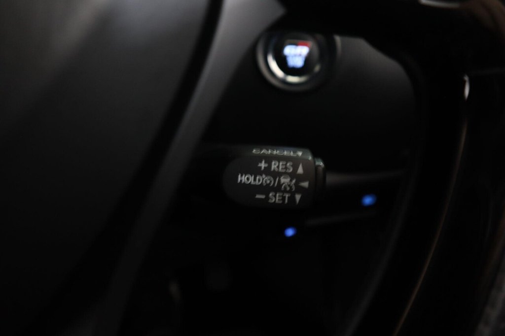 Used Toyota C-HR 2021 for sale - 76740401: Photo 21