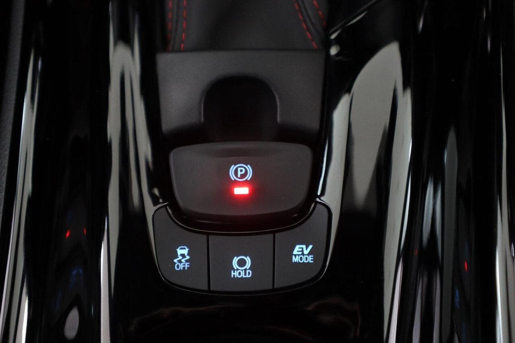 Used Toyota C-HR 2021 for sale - 76740401: Photo 25