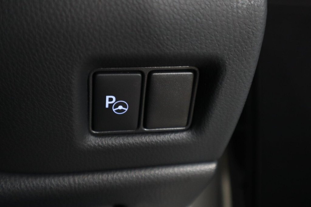 Used Toyota C-HR 2021 for sale - 76740401: Photo 26