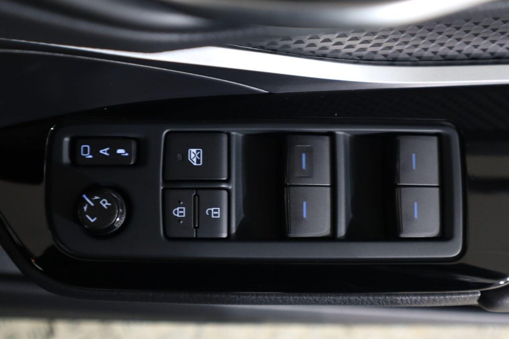 Used Toyota C-HR 2021 for sale - 76740401: Photo 28