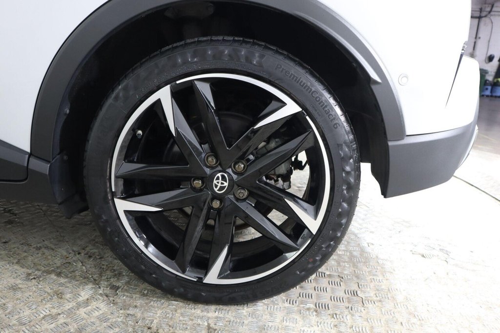 Used Toyota C-HR 2021 for sale - 76740401: Photo 32