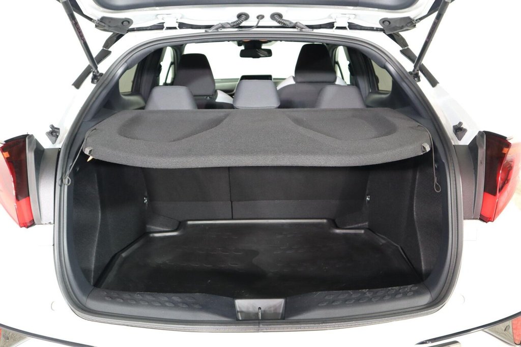 Used Toyota C-HR 2021 for sale - 76740401: Photo 44