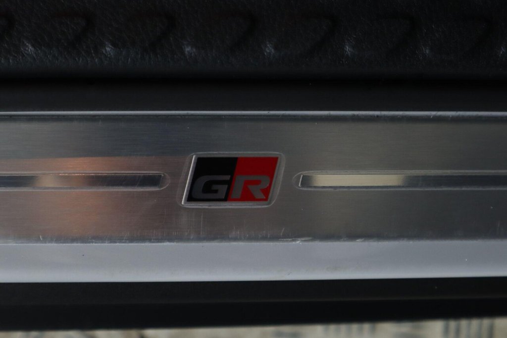 Used Toyota C-HR 2021 for sale - 76740401: Photo 50