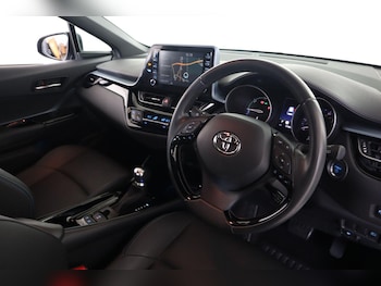 Used Toyota C-HR 2022 for sale - 78583161: Photo
