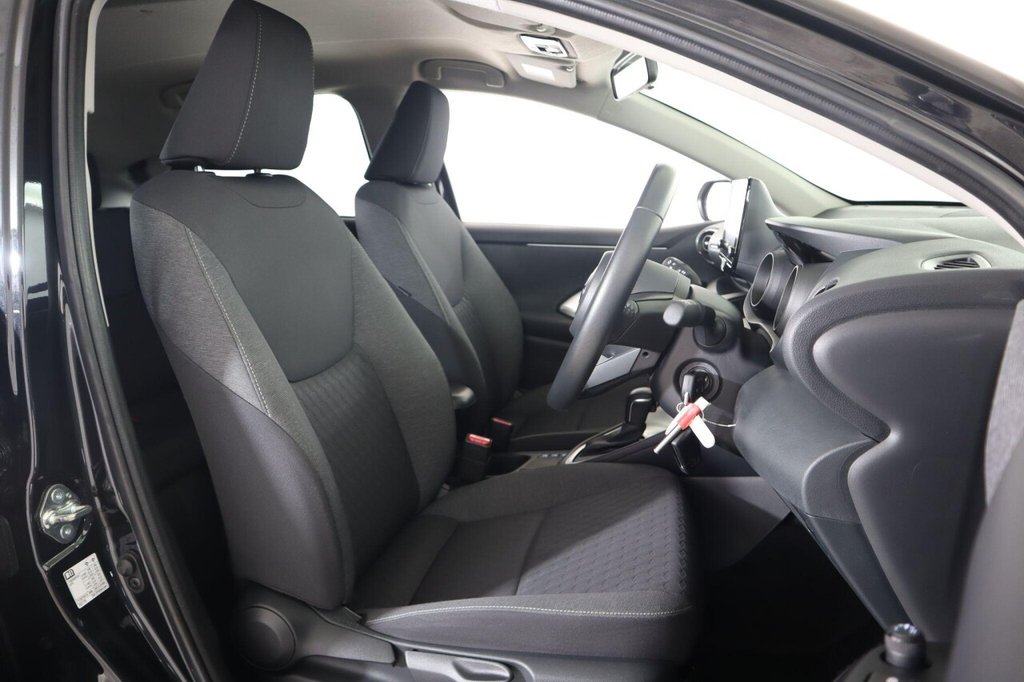 Used Toyota Yaris 2022 for sale - 77327925: Photo 12