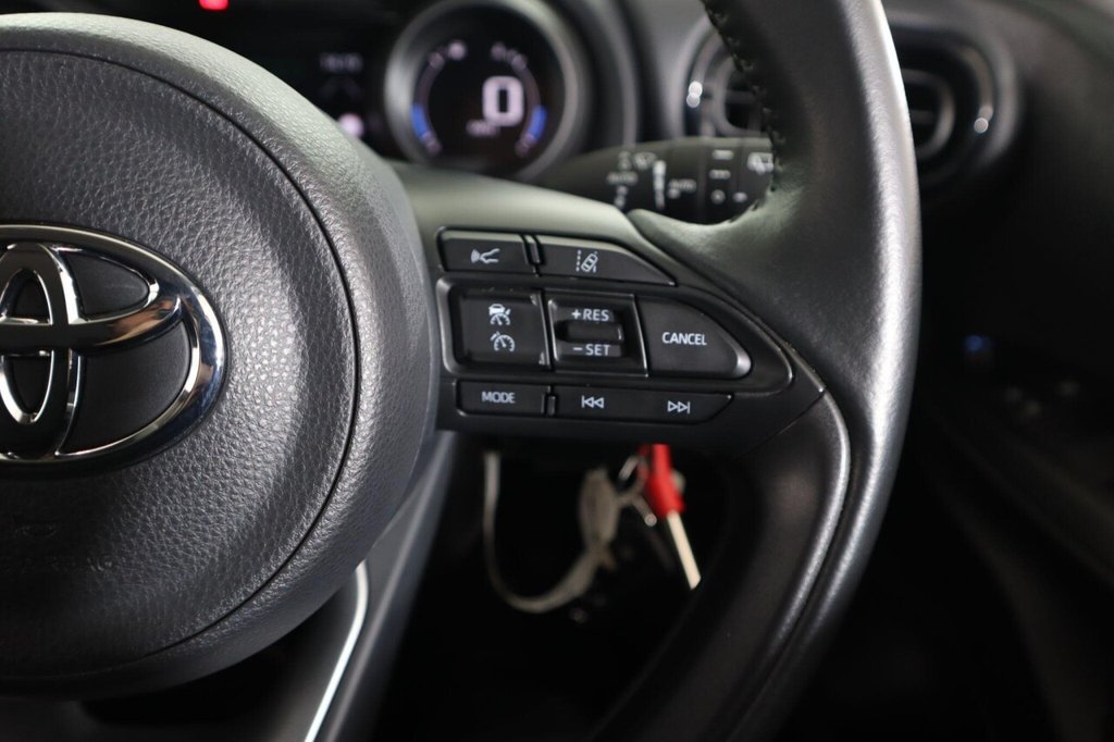 Used Toyota Yaris 2022 for sale - 77327925: Photo 16