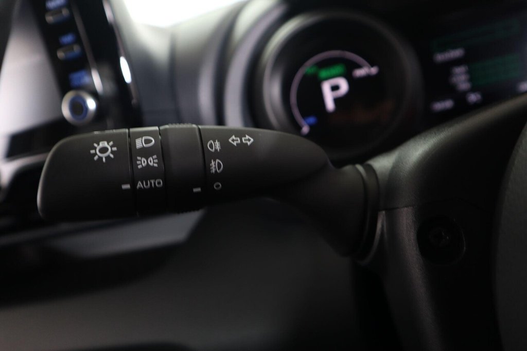 Used Toyota Yaris 2022 for sale - 77327925: Photo 18