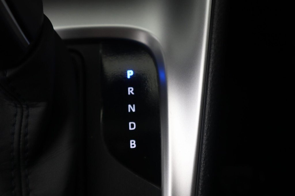 Used Toyota Yaris 2022 for sale - 77327925: Photo 20