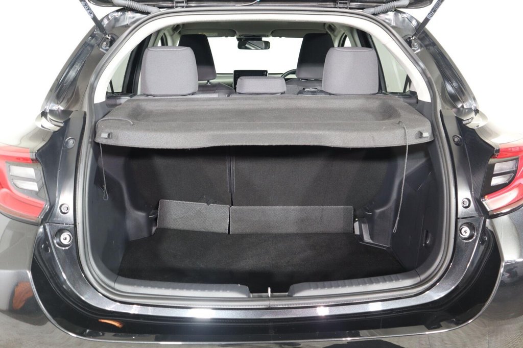 Used Toyota Yaris 2022 for sale - 77327925: Photo 38