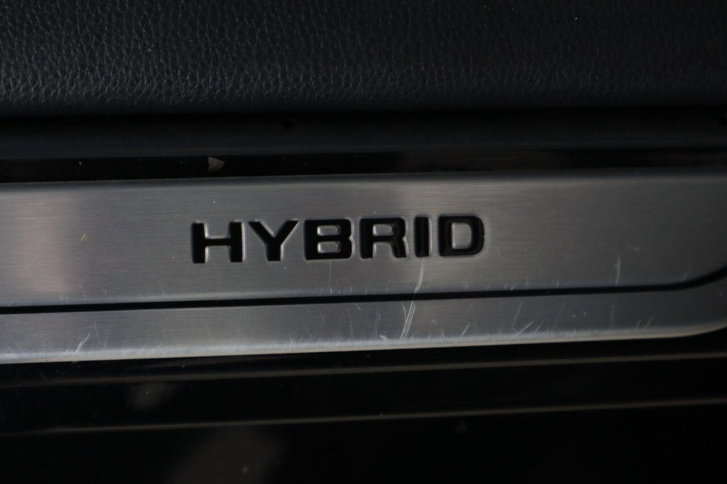 Used Toyota Yaris 2022 for sale - 77327925: Photo 43