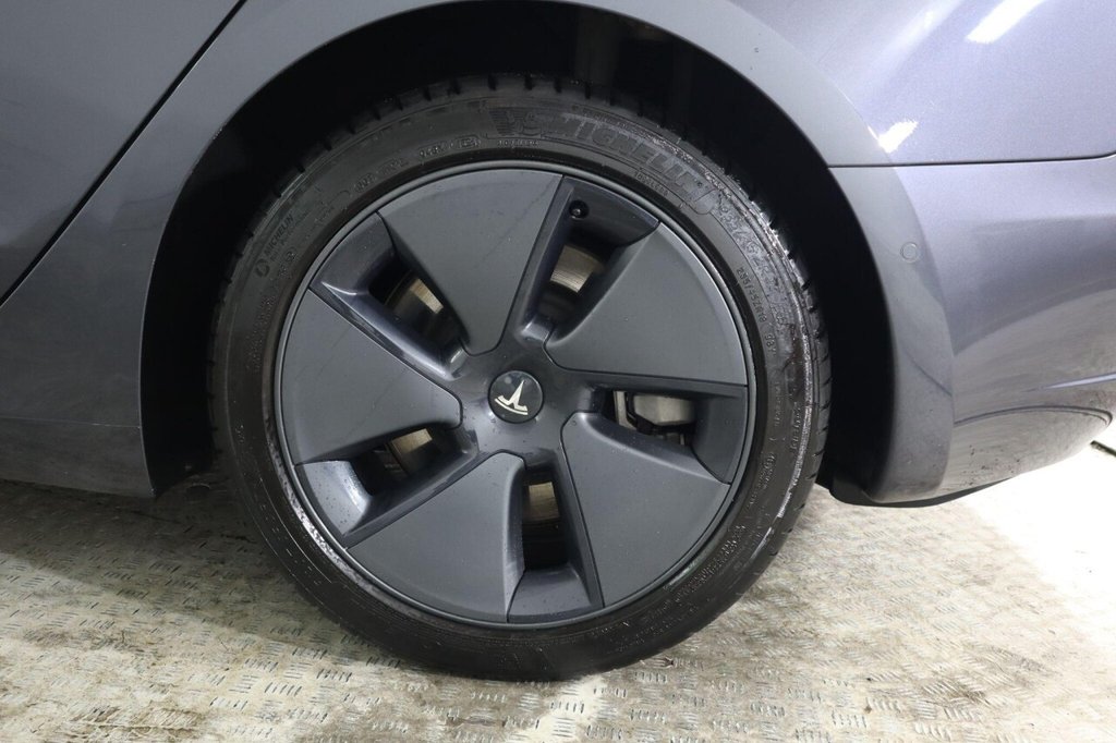 Used Tesla Model 3 2021 for sale - 76323484: Photo 23