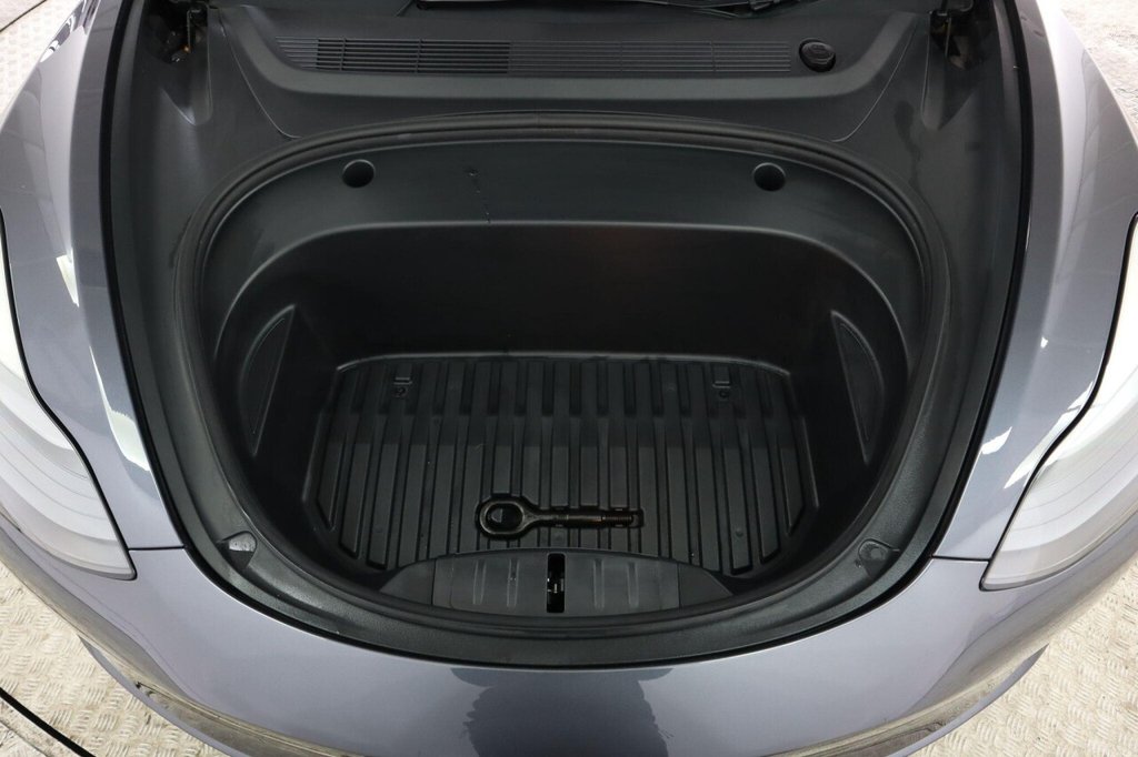 Used Tesla Model 3 2021 for sale - 76323484: Photo 45