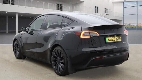Used Tesla Model Y 2023 for sale - 77609218: Photo 3