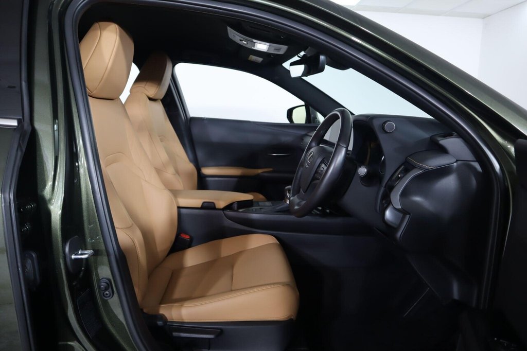 Used Lexus UX 2023 for sale - 76986342: Photo 22