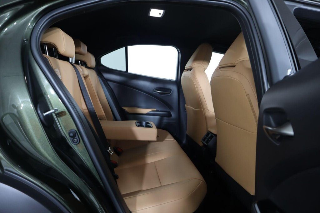 Used Lexus UX 2023 for sale - 76986342: Photo 25