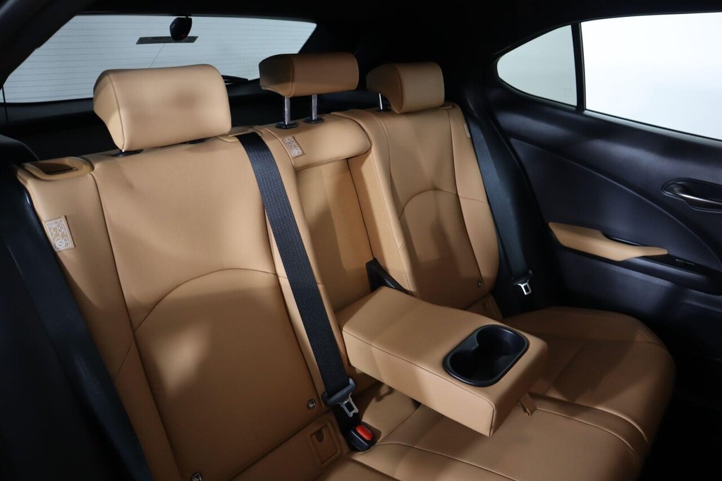 Used Lexus UX 2023 for sale - 76986342: Photo 26