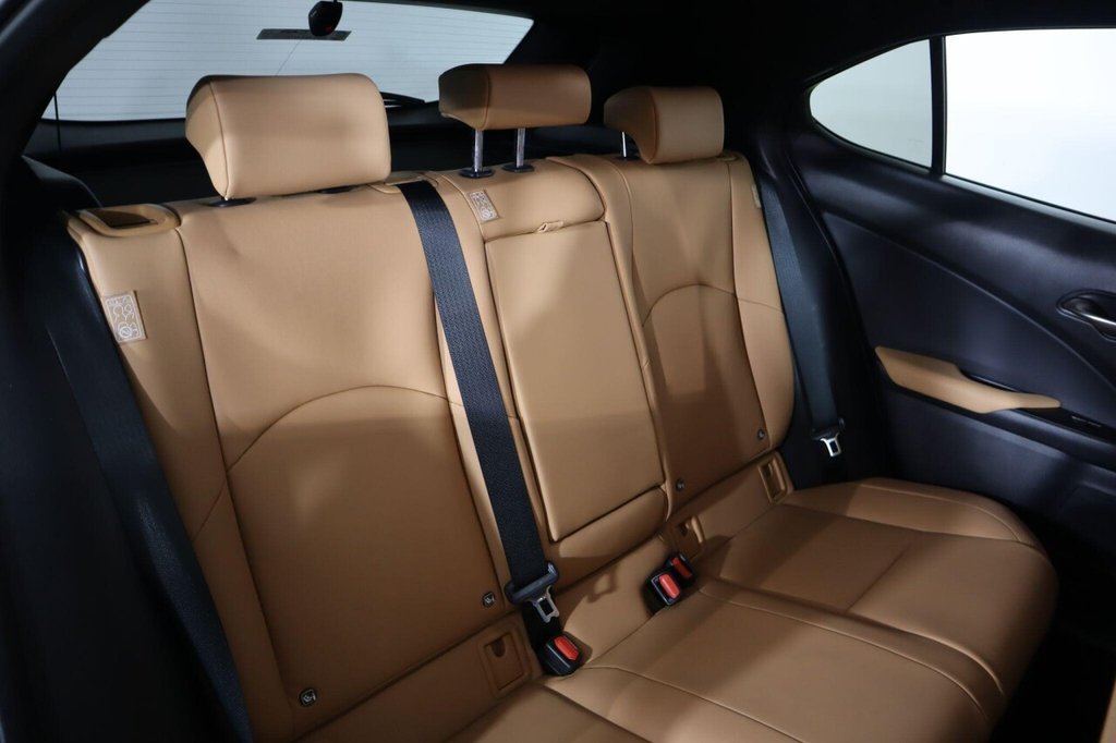 Used Lexus UX 2023 for sale - 76986342: Photo 27