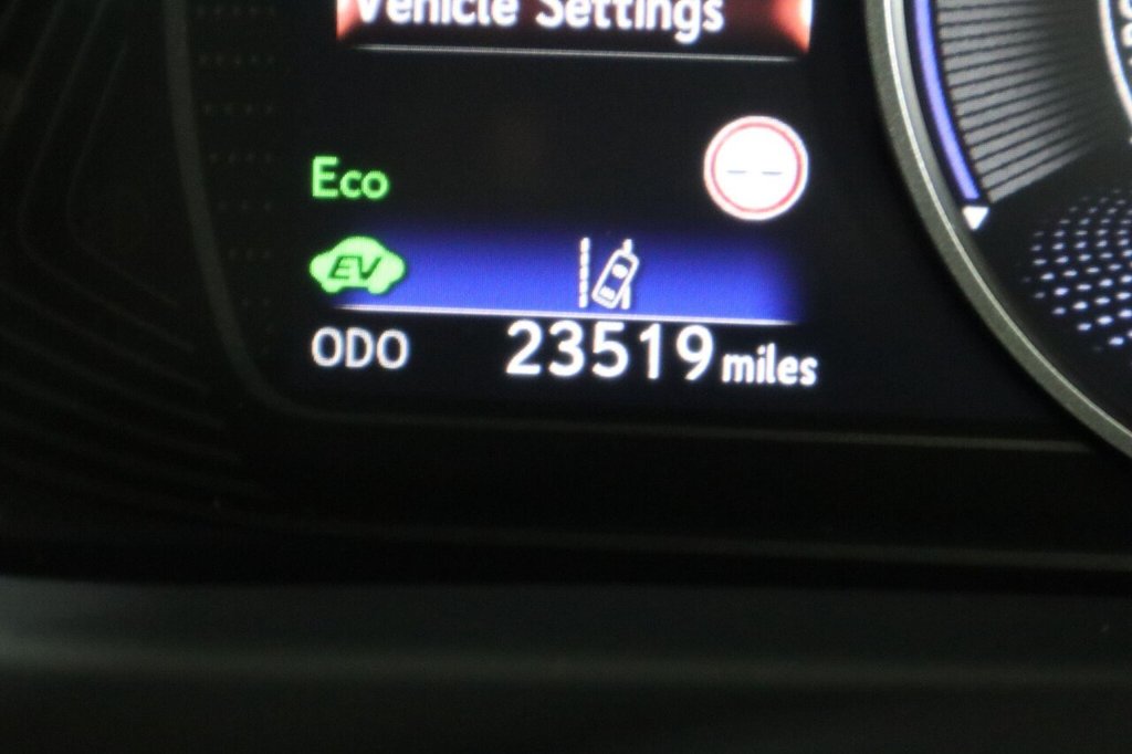 Used Lexus UX 2023 for sale - 76986342: Photo 40