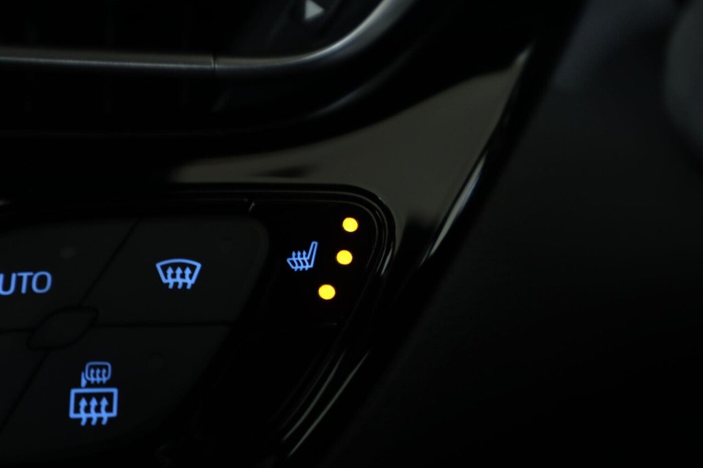 Used Toyota C-HR 2022 for sale - 77227002: Photo 22