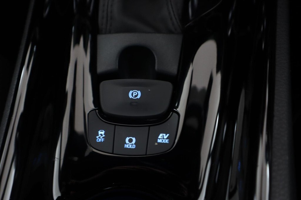 Used Toyota C-HR 2022 for sale - 77227002: Photo 24