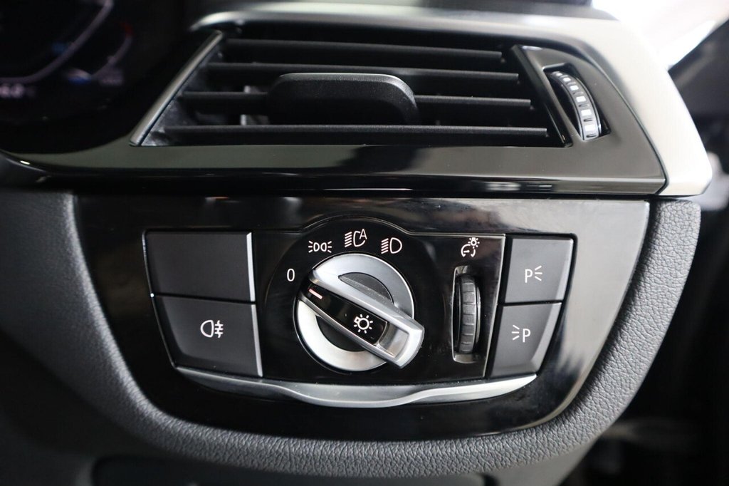 Used BMW 5 Series 2021 for sale - 77287673: Photo 38