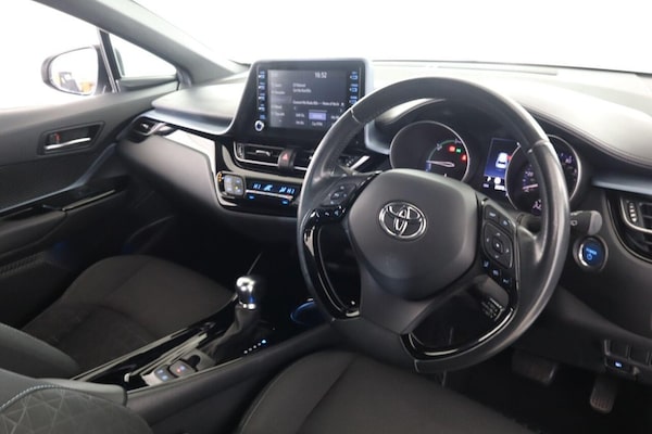 Used Toyota C-HR 2022 for sale - 76267160: Photo 12