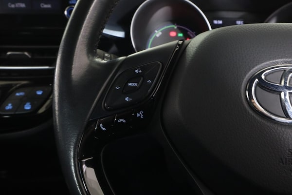 Used Toyota C-HR 2022 for sale - 76267160: Photo 17
