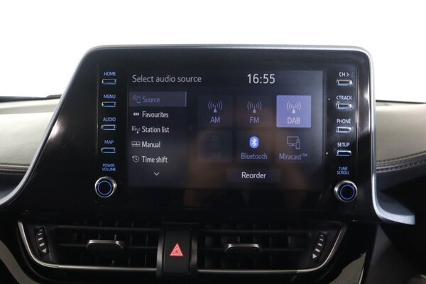 Used Toyota C-HR 2022 for sale - 76267160: Photo 32