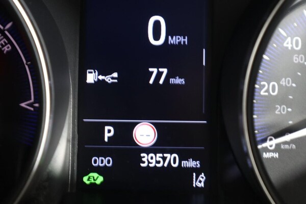 Used Toyota C-HR 2022 for sale - 76267160: Photo 39