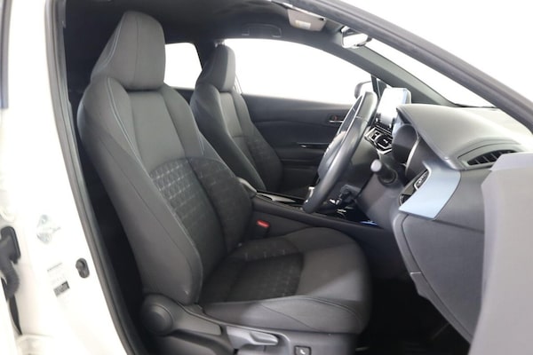 Used Toyota C-HR 2022 for sale - 76267160: Photo 46