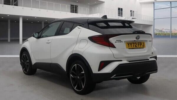 Used Toyota C-HR 2023 for sale - 77551796: Photo 2