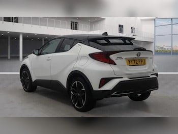 Used Toyota C-HR 2023 for sale - 77551796: Photo