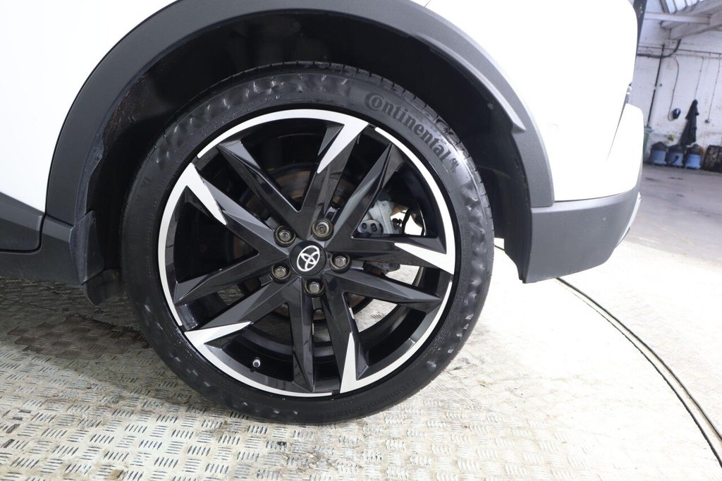 Used Toyota C-HR 2023 for sale - 77551796: Photo 32