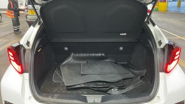 Used Toyota C-HR 2023 for sale - 77551796: Photo 6