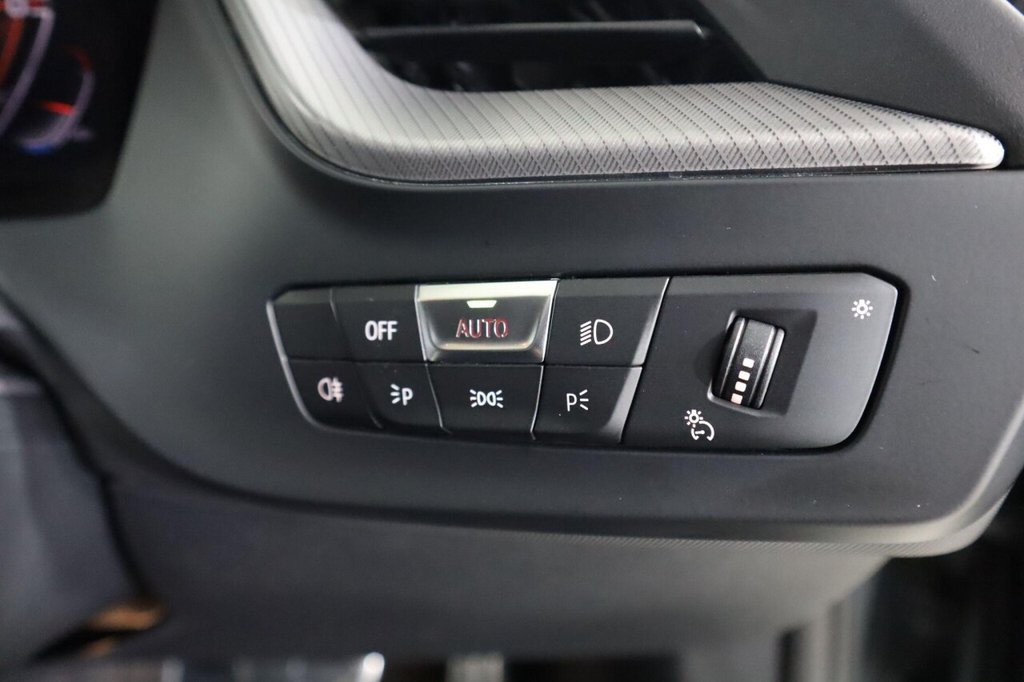 Used BMW 1 Series 2024 for sale - 76986099: Photo 32