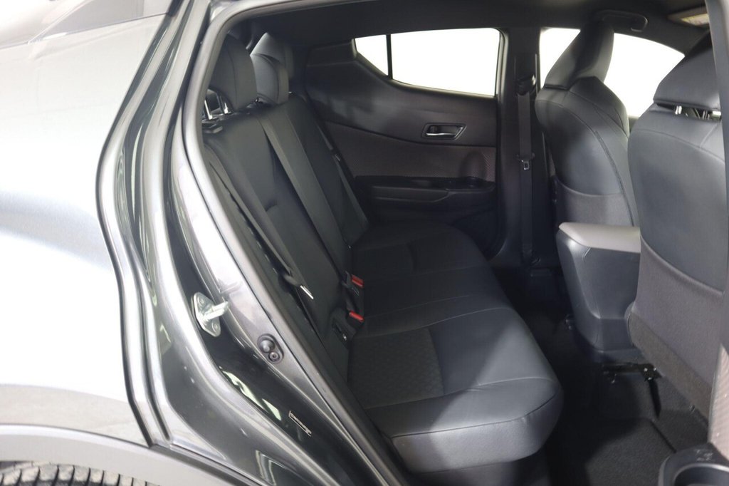 Used Toyota C-HR 2023 for sale - 78145337: Photo 14