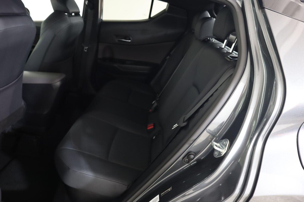 Used Toyota C-HR 2023 for sale - 78145337: Photo 16