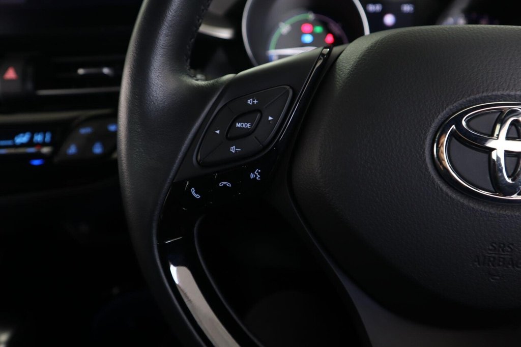 Used Toyota C-HR 2023 for sale - 78145337: Photo 18