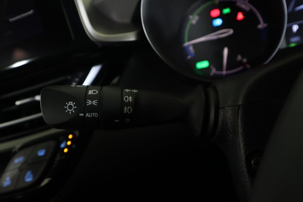 Used Toyota C-HR 2023 for sale - 78145337: Photo 20