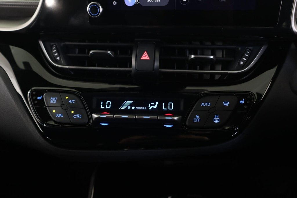 Used Toyota C-HR 2023 for sale - 78145337: Photo 22