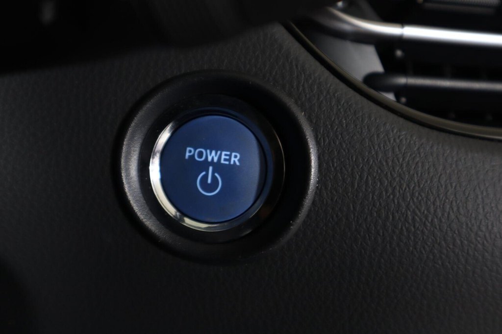 Used Toyota C-HR 2023 for sale - 78145337: Photo 26