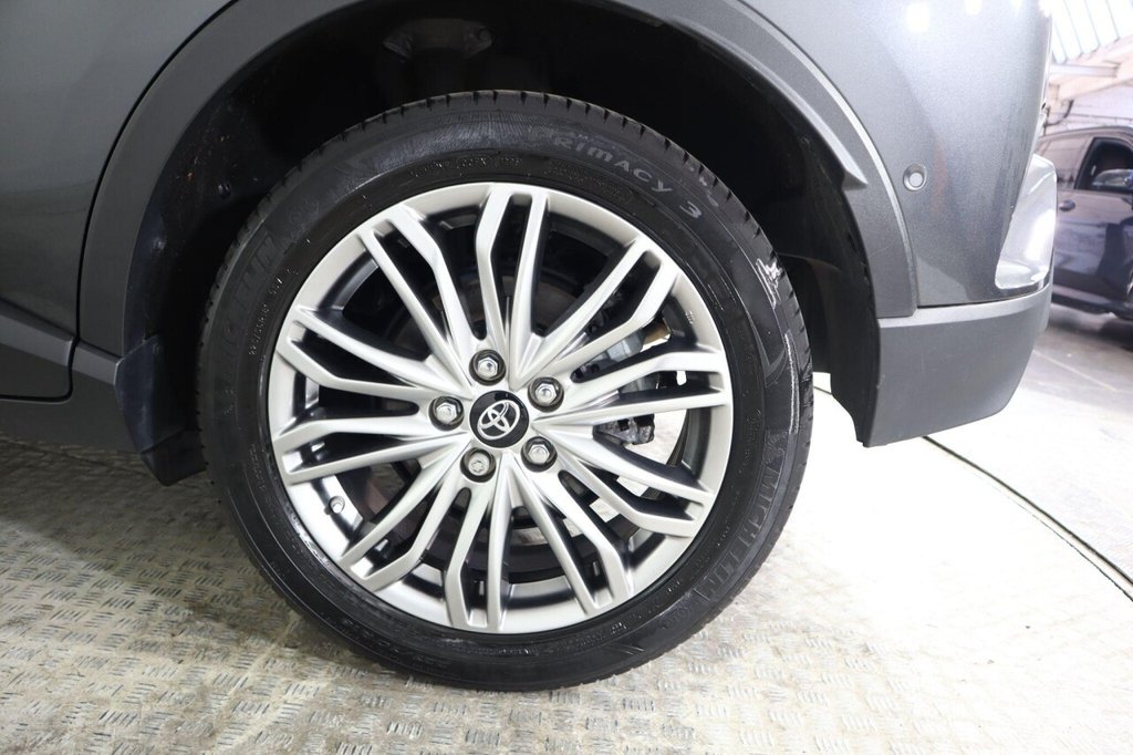 Used Toyota C-HR 2023 for sale - 78145337: Photo 33